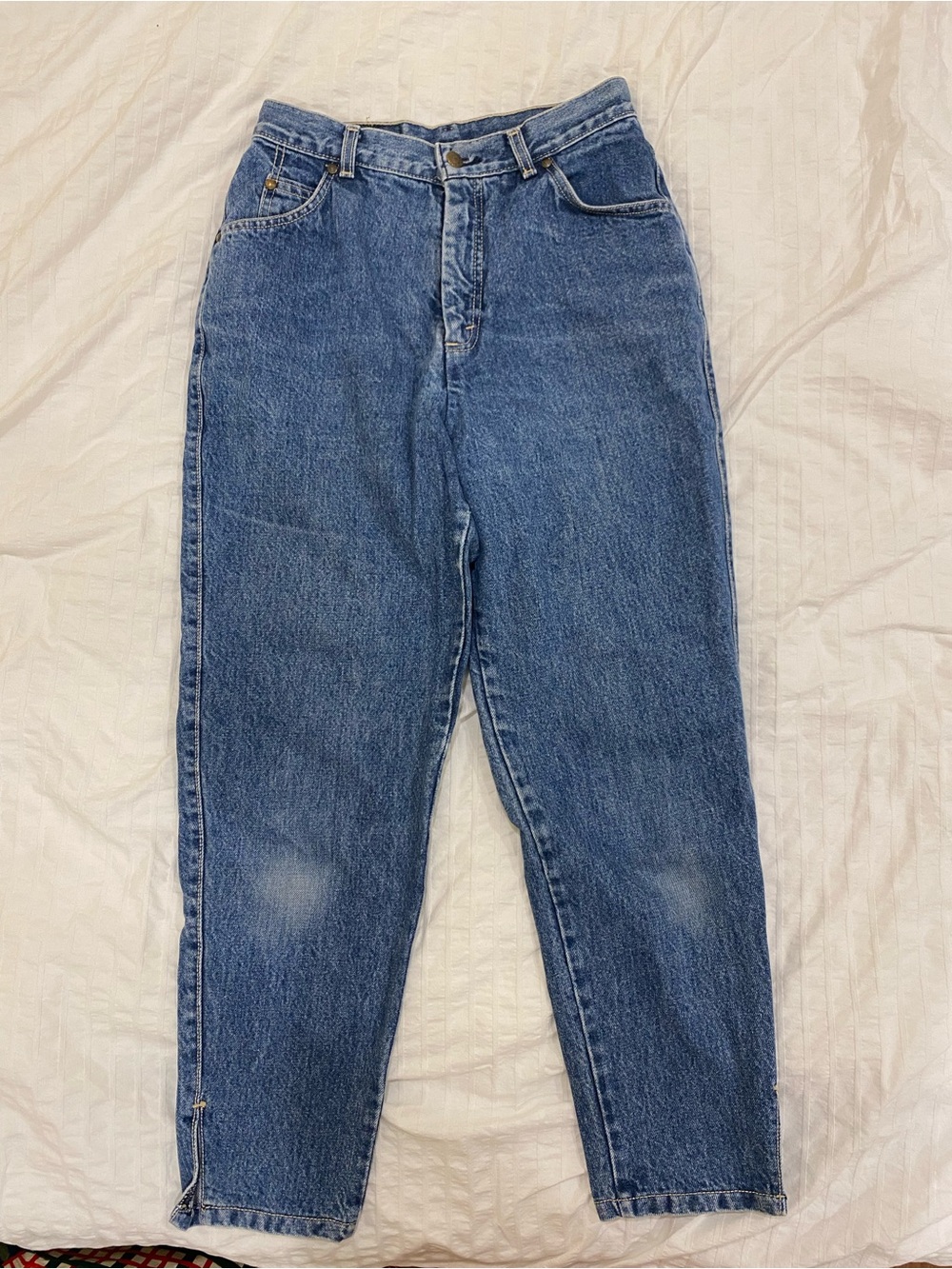 Vintage Levi's High Rise Mom Jeans Medium Wash Denim